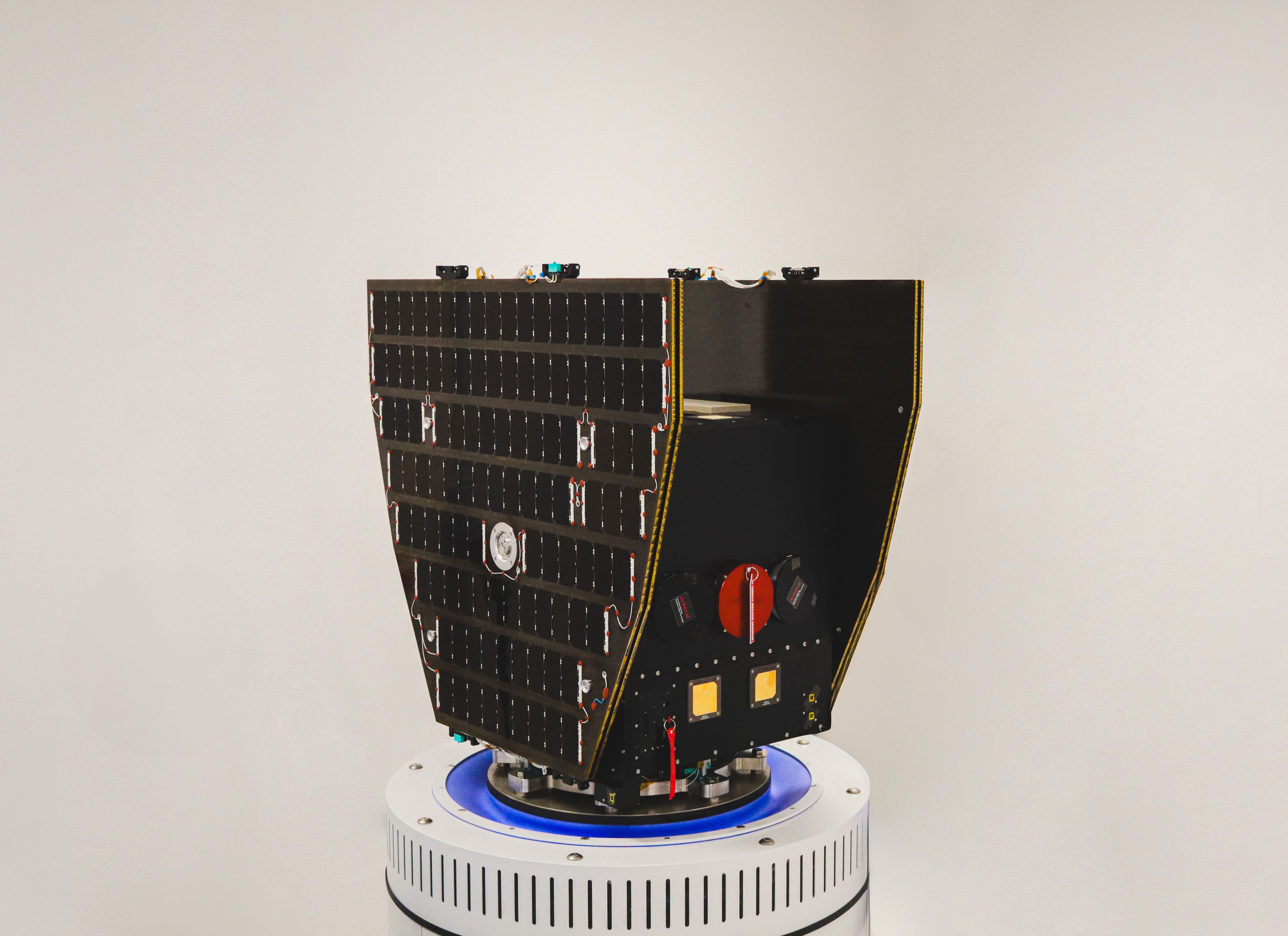 Space Inventor BIFROST from the side